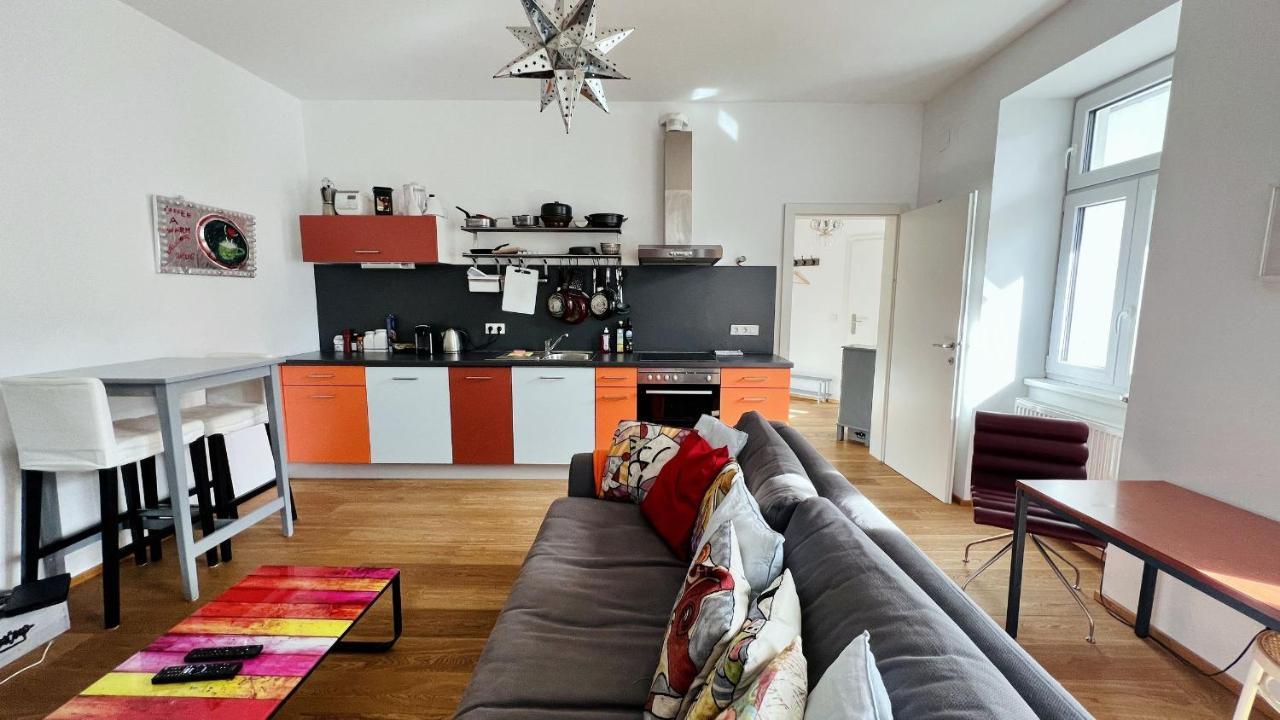 Cozy Retreat With Large Balcony Near Schoenbrunn Apartment Vienna